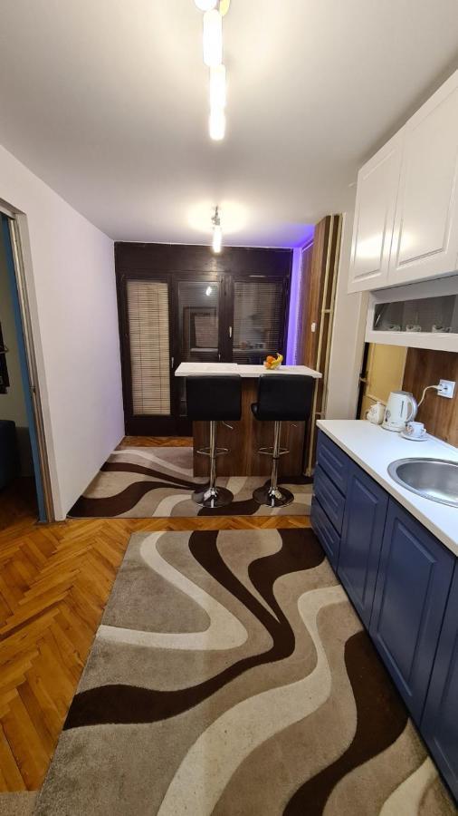 Ferienwohnung Kingston Pirot Exterior foto